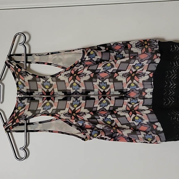 Rachel by Rachel Roy - Medium, pattern and lace skirt overlay, dress - Picture 3 of 5